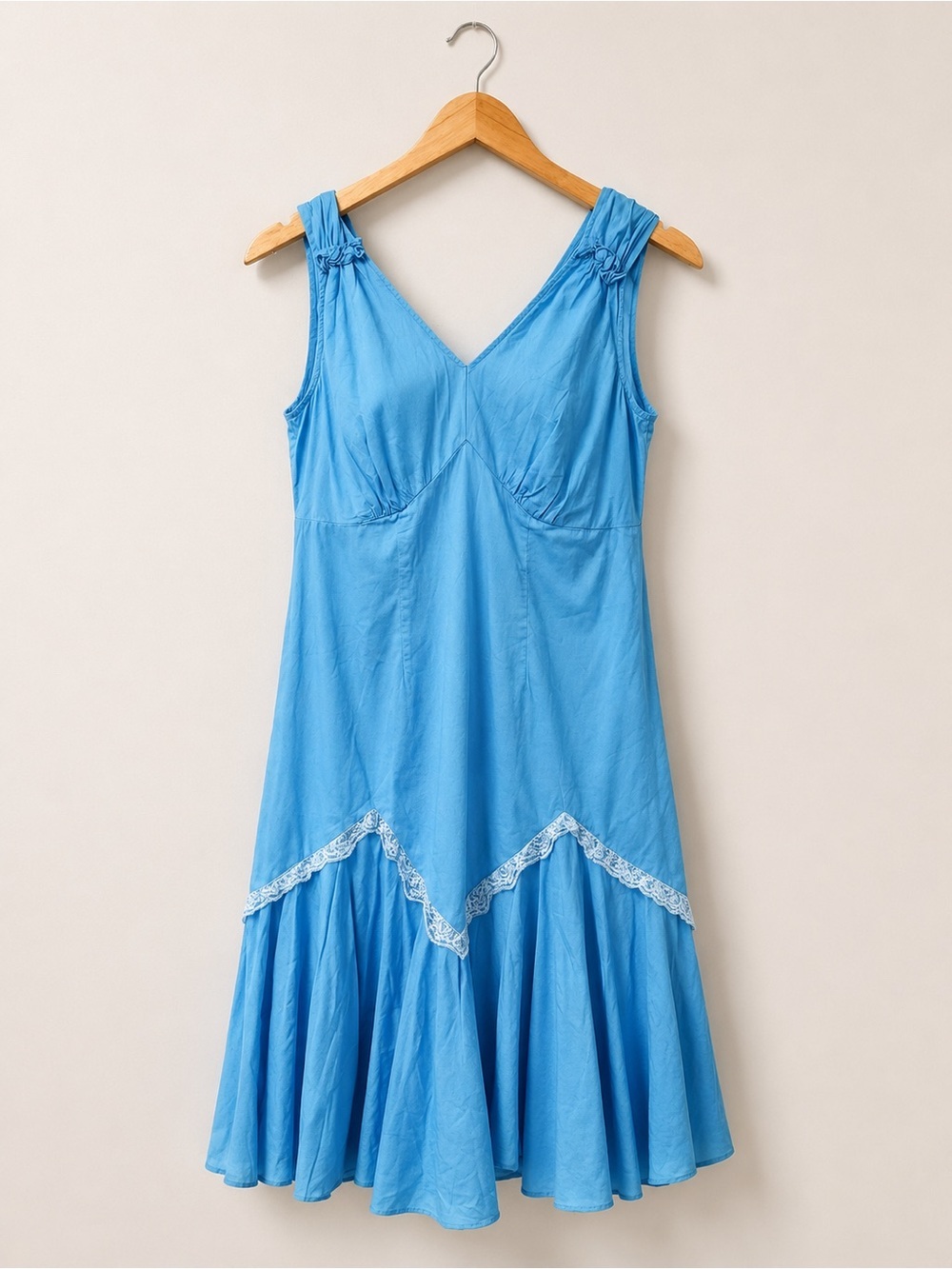 Bandolino Bright Blue Sleeveless V-Neck Midi Dress Lace Tiered Hem Coastal - Picture 2 of 9